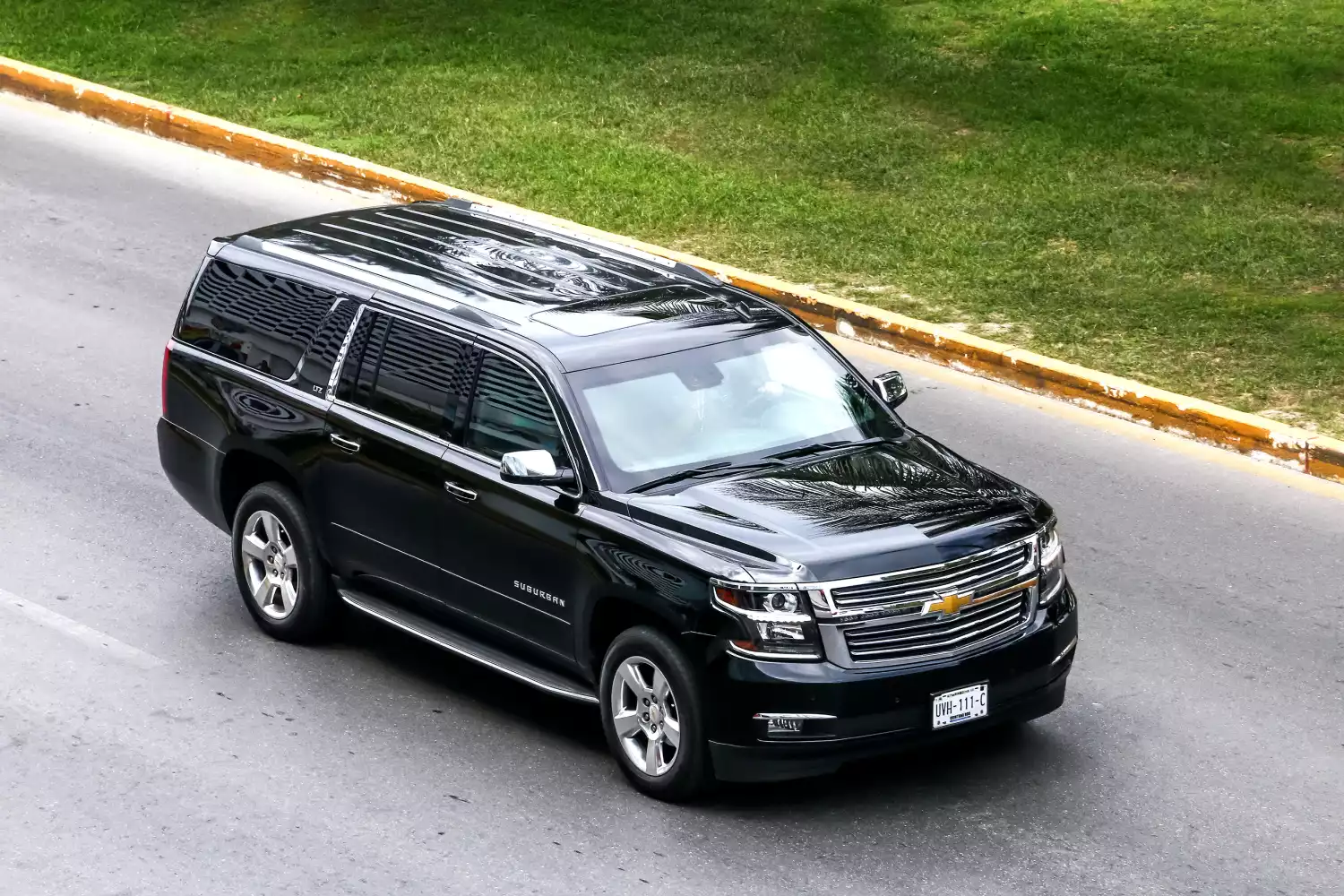 trash bin for Chevrolet Suburban